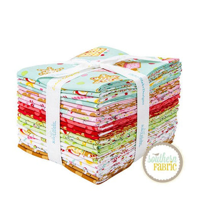 Gingerbread Kisses - Fat Quarter Bundle (21 pcs) by Doodlebug Design Inc. for Riley Blake (FQ-16440-21)